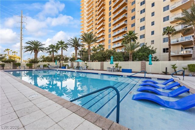 8255 Las Vegas Boulevard 1302, Las Vegas, NV 89123