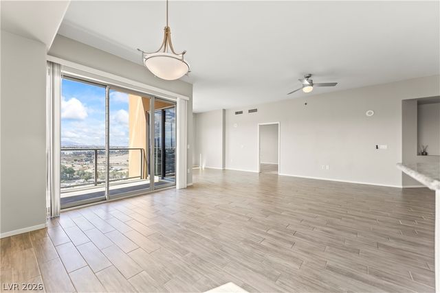 8255 Las Vegas Boulevard 1302, Las Vegas, NV 89123