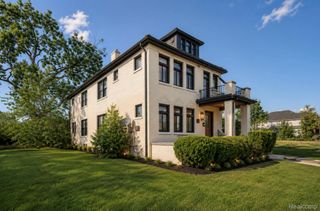 2488 W Buena Vista Street, Detroit, MI 48238
