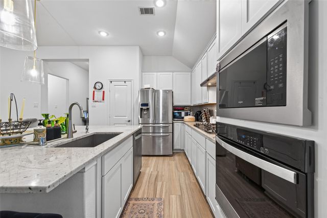 1330 Vinter Meadows Lane, Richmond, TX 77406
