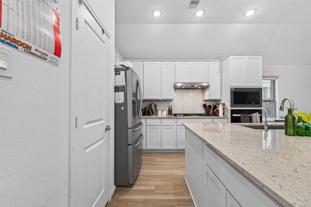 1330 Vinter Meadows Lane, Richmond, TX 77406