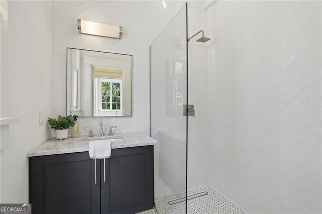118 Waverly Way NE, Atlanta, GA 30307