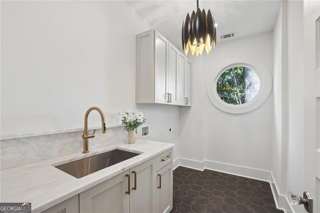 118 Waverly Way NE, Atlanta, GA 30307