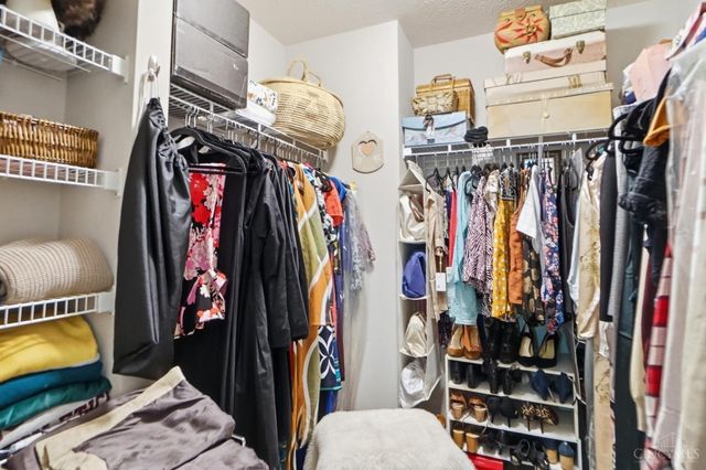 9563 Union Park, West Chester, OH 45069