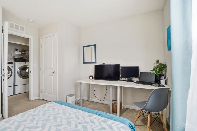 9563 Union Park, West Chester, OH 45069