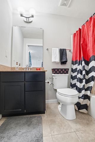 9563 Union Park, West Chester, OH 45069
