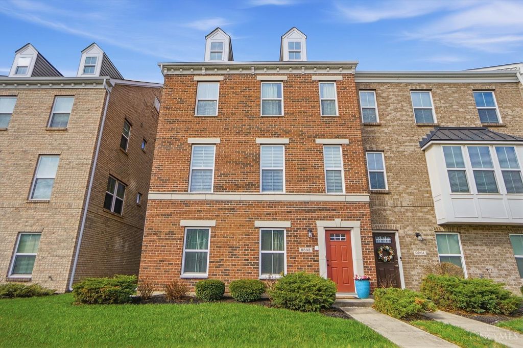 9563 Union Park, West Chester, OH 45069