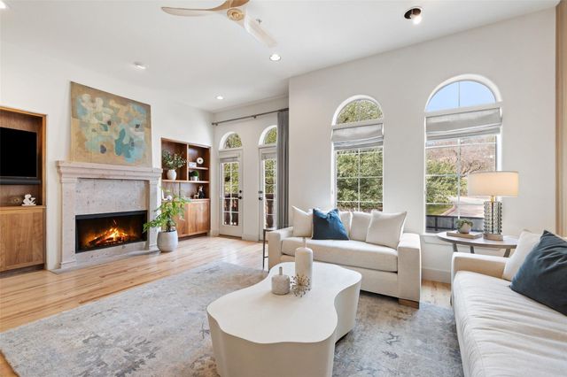 1529 Barton Springs RD 2, Austin, TX 78704