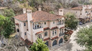 1529 Barton Springs RD 2, Austin, TX 78704