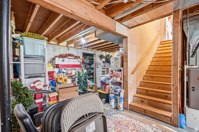 822 E SKYLARK DR, Spanish Fork, UT 84660
