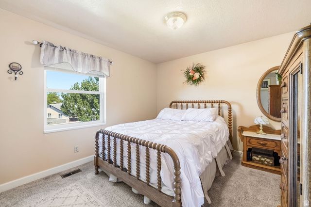 822 E SKYLARK DR, Spanish Fork, UT 84660
