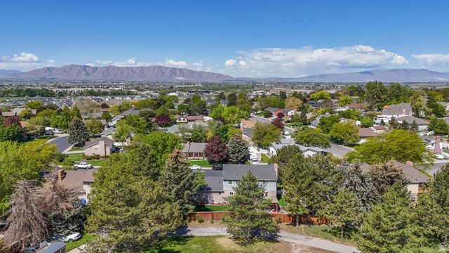822 E SKYLARK DR, Spanish Fork, UT 84660