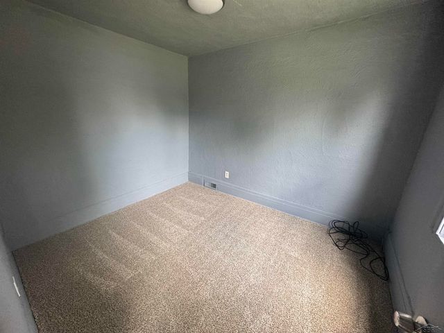 1002 Madison Avenue, Saginaw, MI 48602