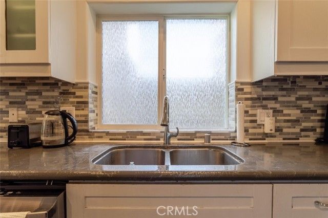 626 E Orange Grove Avenue 204, Burbank, CA 91501