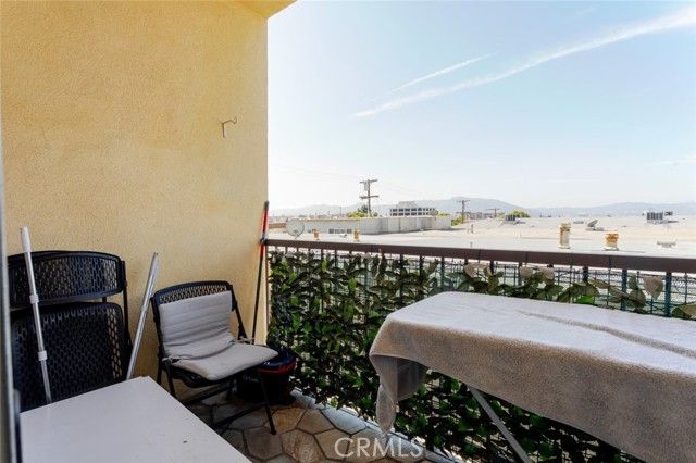 626 E Orange Grove Avenue 204, Burbank, CA 91501