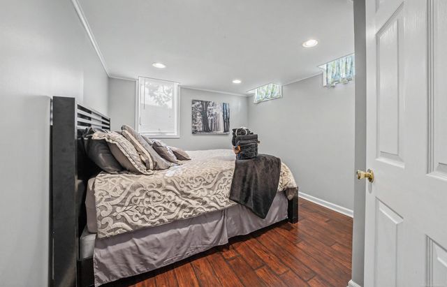 22435 Lakecrest Street, St Clair Shores, MI 48081