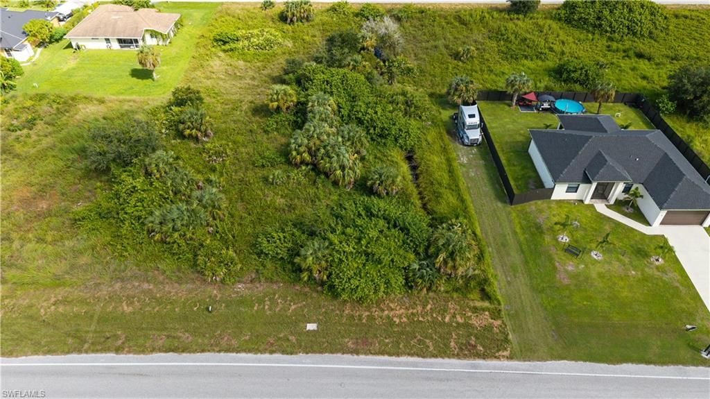 819 Milwaukee BLVD, LEHIGH ACRES, FL 33974 — photo 5