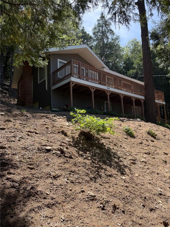 Image 1 of property listing at 984 Mercury, Crestline, CA 92325