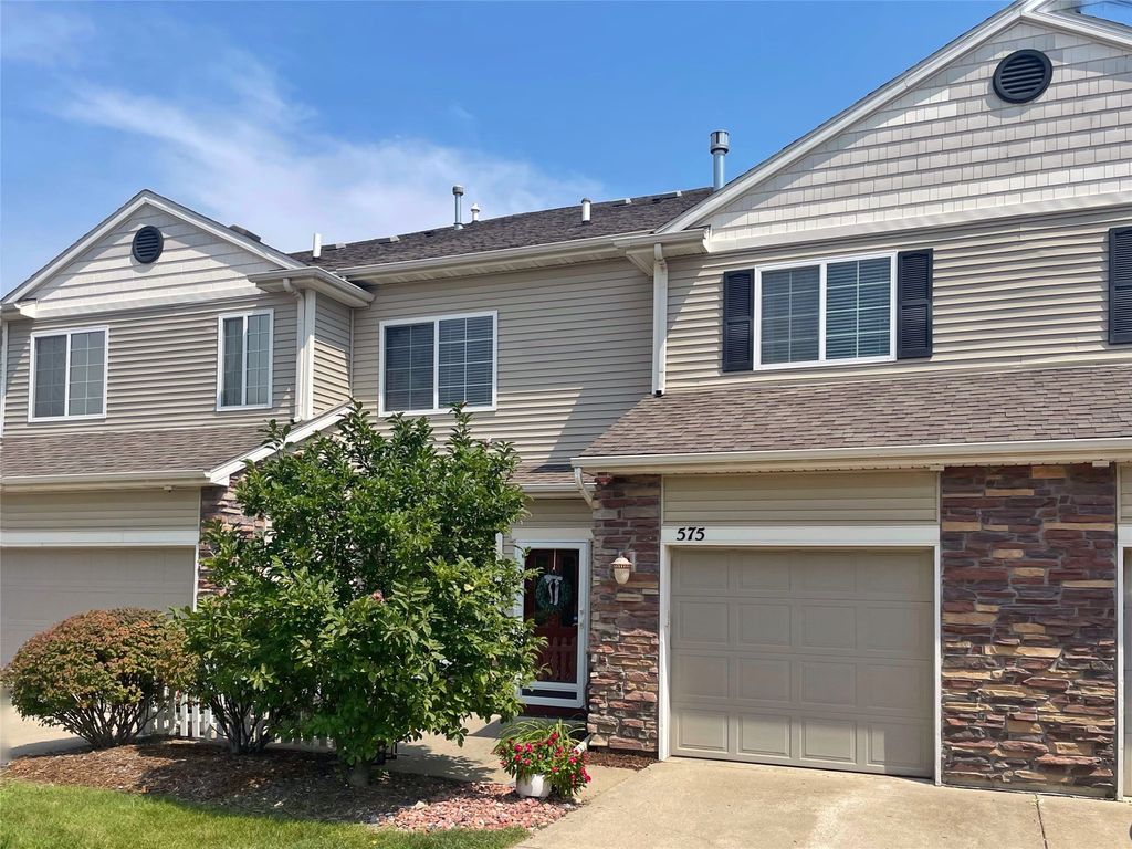575 85th Street, West Des Moines, IA 50266