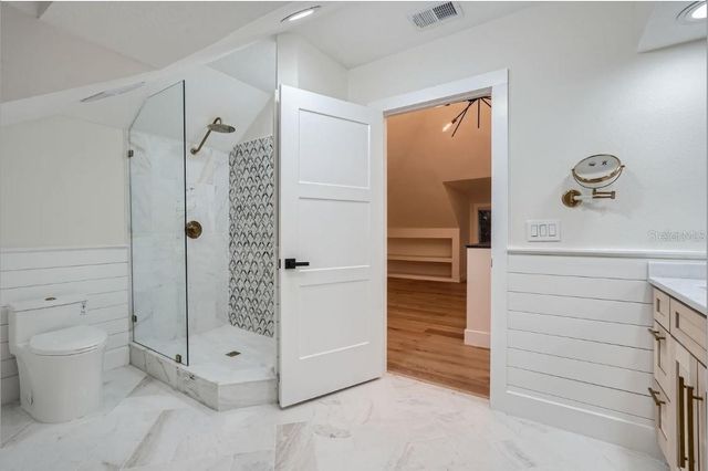 734 S MILLS AVENUE, Orlando, FL 32801