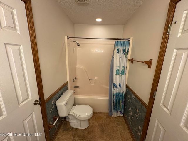 1508 Beachview Drive, Ocean Springs, MS 39564