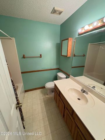 1508 Beachview Drive, Ocean Springs, MS 39564