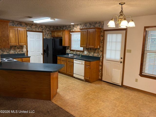 1508 Beachview Drive, Ocean Springs, MS 39564