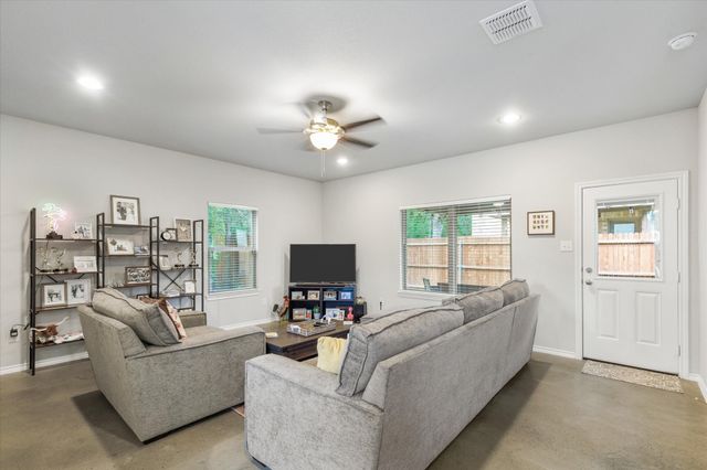 3800 Juniper Court, Granbury, TX 76048