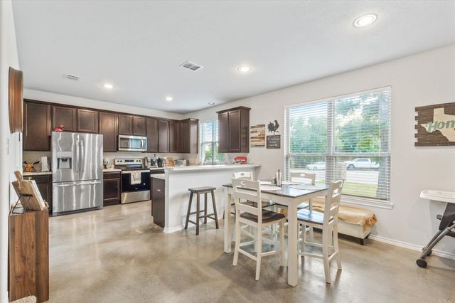 3800 Juniper Court, Granbury, TX 76048