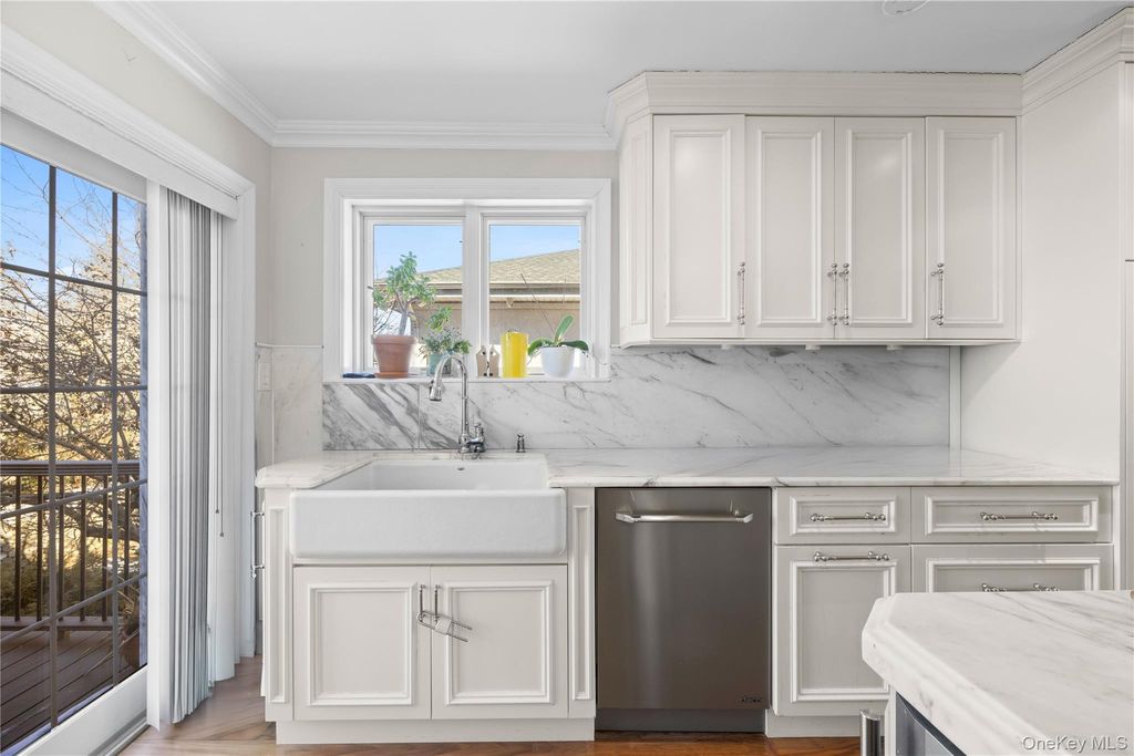 229 Ditmars Street, Bronx, NY 10464 — photo 5