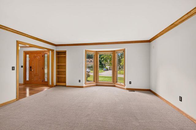 9622 Camelot Street NW, Pickerington, OH 43147