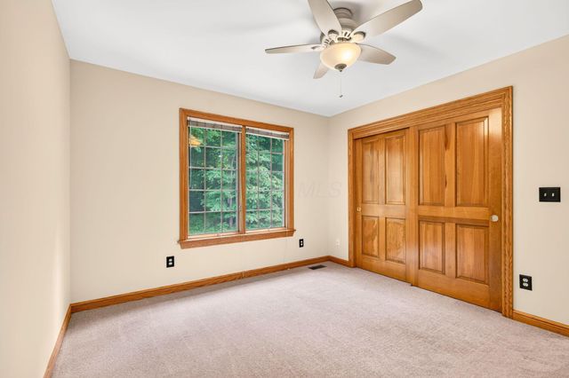 9622 Camelot Street NW, Pickerington, OH 43147