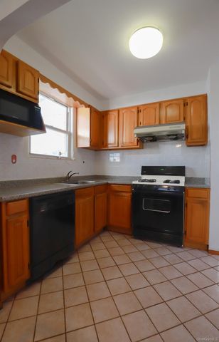 50-36 190th Street, Fresh Meadows, NY 11365