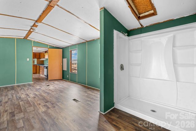 5624 R & R Farm Road, Connelly Springs, NC 28612