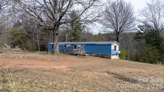 5624 R & R Farm Road, Connelly Springs, NC 28612