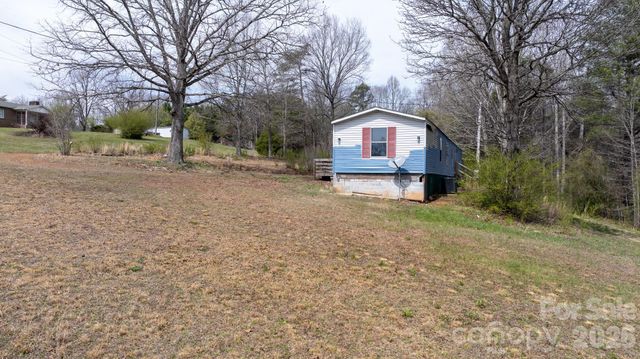 5624 R & R Farm Road, Connelly Springs, NC 28612