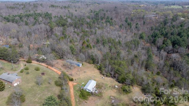 5624 R & R Farm Road, Connelly Springs, NC 28612