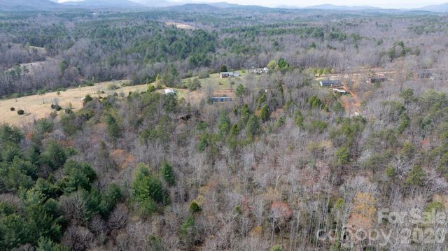 5624 R & R Farm Road, Connelly Springs, NC 28612
