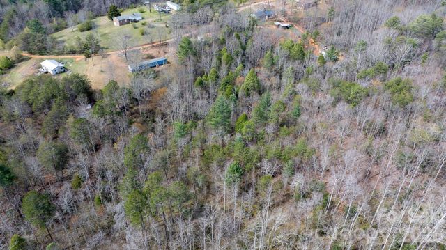 5624 R & R Farm Road, Connelly Springs, NC 28612