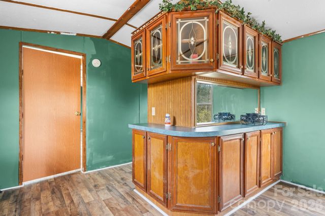 5624 R & R Farm Road, Connelly Springs, NC 28612