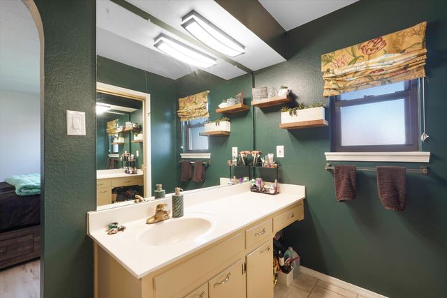 4812 Brookwood Street NE, Albuquerque, NM 87109