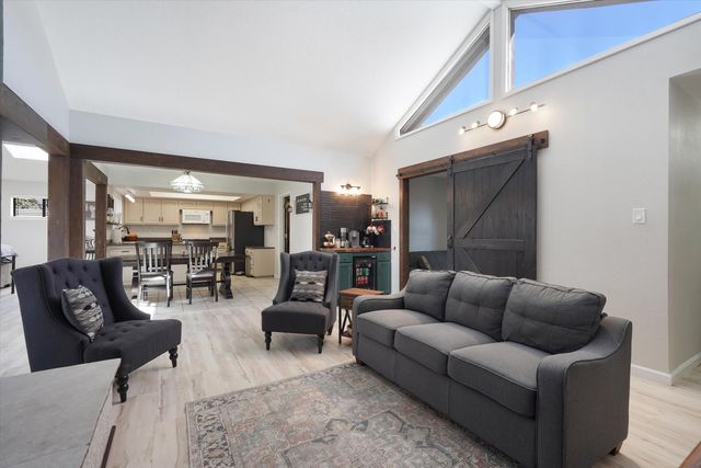 4812 Brookwood Street NE, Albuquerque, NM 87109