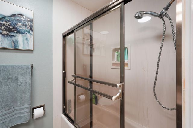 4812 Brookwood Street NE, Albuquerque, NM 87109