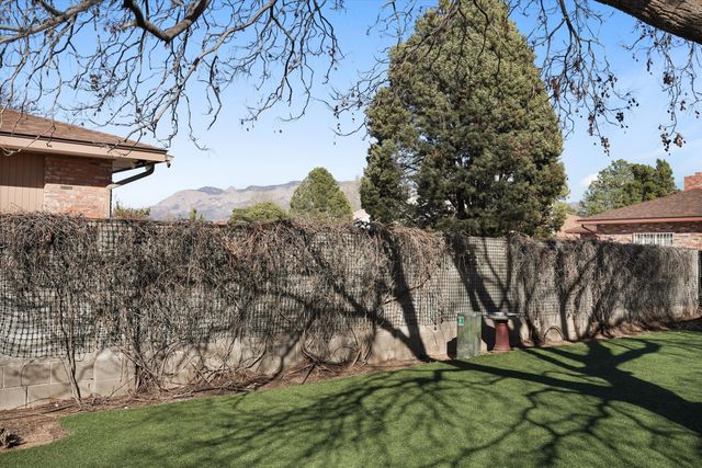 4812 Brookwood Street NE, Albuquerque, NM 87109