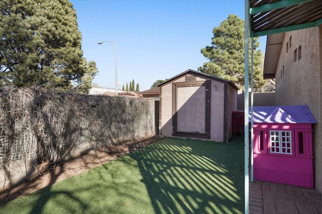 4812 Brookwood Street NE, Albuquerque, NM 87109