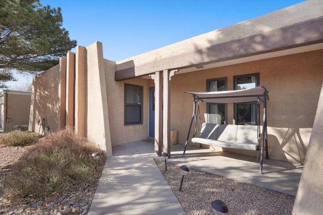 4812 Brookwood Street NE, Albuquerque, NM 87109