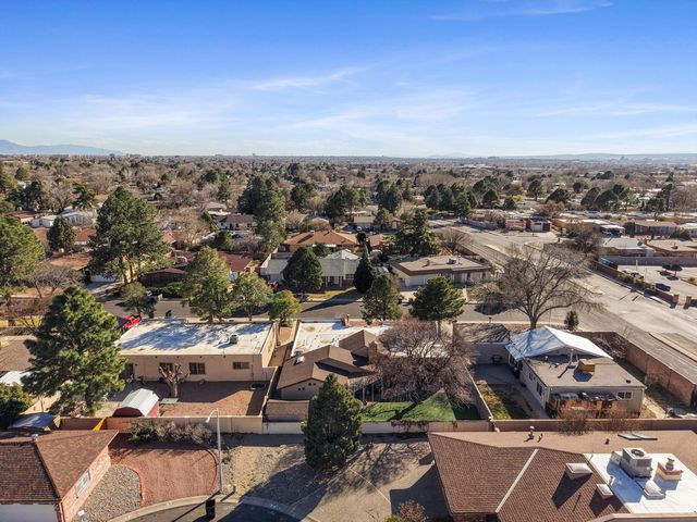 4812 Brookwood Street NE, Albuquerque, NM 87109