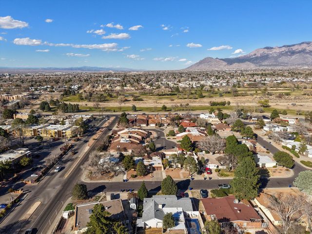 4812 Brookwood Street NE, Albuquerque, NM 87109