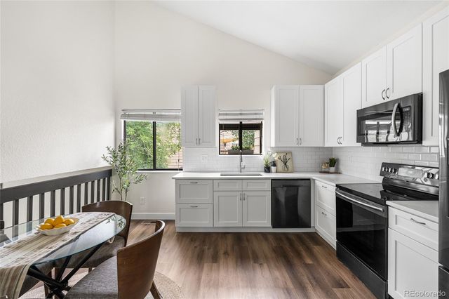 5991 W 68th Avenue, Arvada, CO 80003