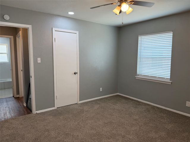 2511 Normont Circle, Fort Worth, TX 76103